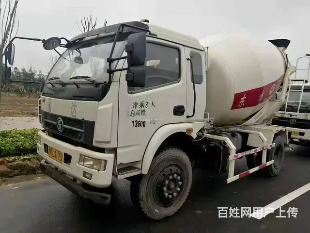 后八轮二手东风华康搅拌车​ 大8方 通达上装 国五的图片