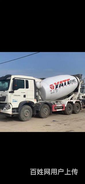 20年豪沃TX亚特重工水泥罐车，车长10220的图片