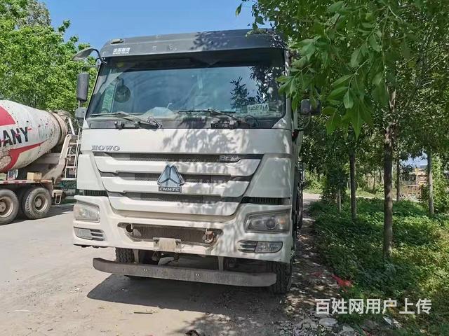 17年豪沃水泥罐车 大20方，价格不高。的图片