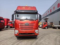 厂家直销解放前四后八9.6米气瓶车 现车低价处理