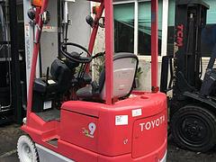 热卖二手前移式电动叉车 日本进口丰田小松电动叉车