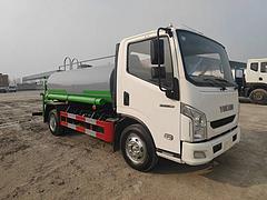 厂家直销洒水车 吸粪车 扫路车 吸污车 垃圾车