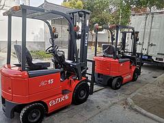 工厂不干1.5吨电瓶叉车，室内九成二手叉车出售