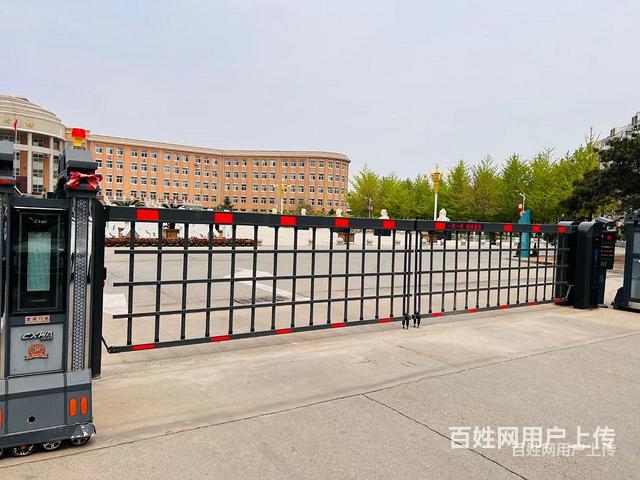 六盘水水城道闸厂家电话多少门禁系统安防监控弱电工程的图片