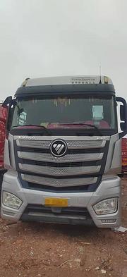 国五欧曼前四后八猪笼车460马力9m6货箱
