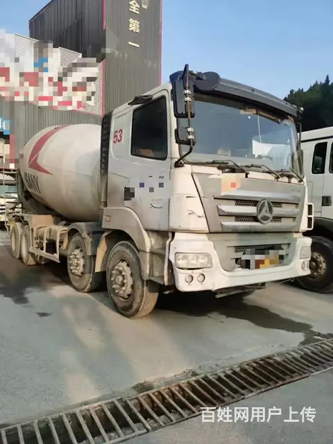 13年国三三一c6搅拌车 大16拉18方的图片