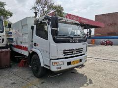 出租或出售扫路车吸尘车