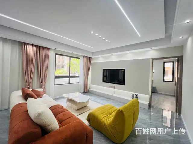 玫瑰园带大平台的房子精装59.8万的图片