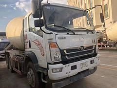 出售19年二手小型搅拌车 大10方  210马力