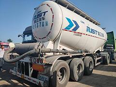 石家庄植物园二手罐车3台17年38方轻皮瑞江罐车
