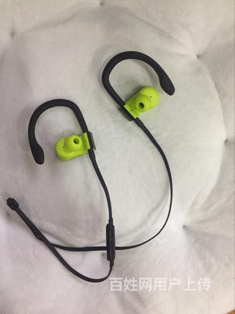 耳机维修powerbeats3不充电不开机上海维修
