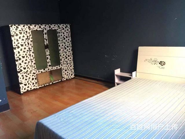 东中街地铁A口旁，大悦城旁，500元/月，2楼，家电齐全的图片