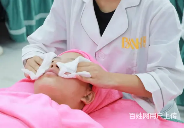 学美容，到百美汇，实操教学，推荐就业的图片