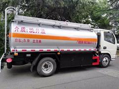 低价处理99新5吨油罐车小加油车
