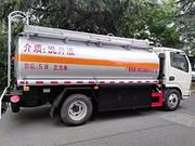 低价处理99新5吨油罐车小加油车