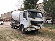 出售二手11年豪沃搅拌车  大12方  后八轮