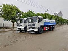二手5吨-18吨洒水车雾炮车大量现车 有手续 可定