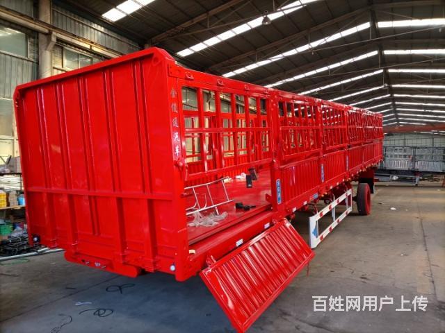 出售8.5-13米侧翻半挂车的图片