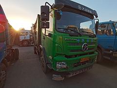 2台大运中卡 其他 自卸车 国5