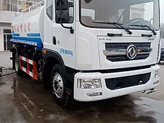 国五东风洒水车 绿化2方洒水车小型三轮洒水车价格