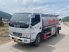 出售陕西延安户二手东风多利卡五吨油罐车