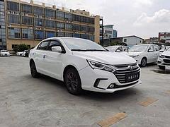 比亚迪 秦 2018款 1.5T 双离合 智联精英型