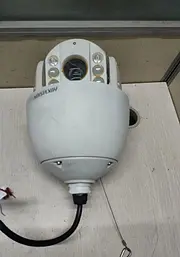 海康威视700线模拟变焦球机DS-2AE7162-
