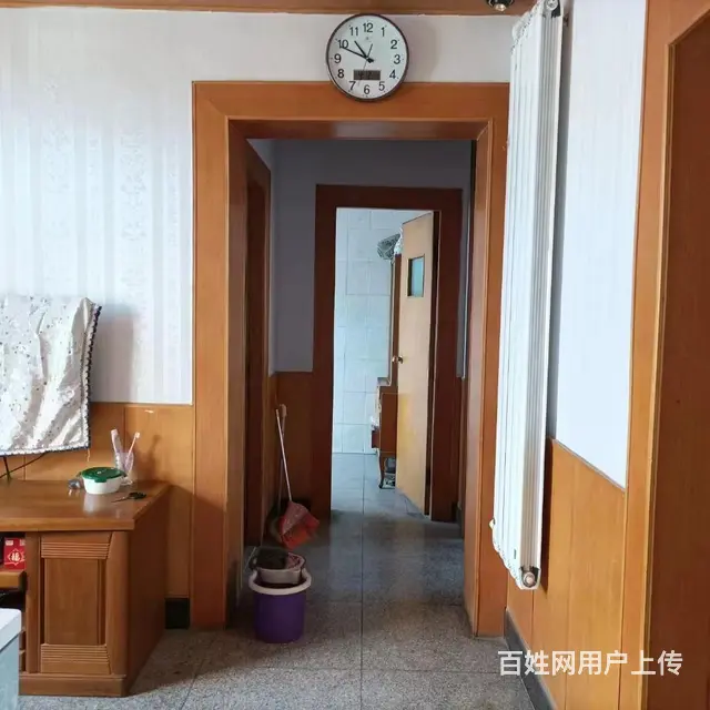 证卷公司附近 普通住宅 精装修双气院内可停车的图片