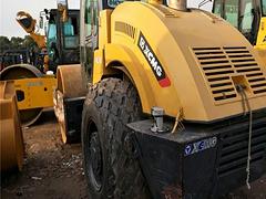 雅安附近二手压路机市场 徐工22吨二手压路机转让