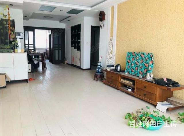 海德公园二期3室2厅2卫带地下仓房出售高性价比的图片