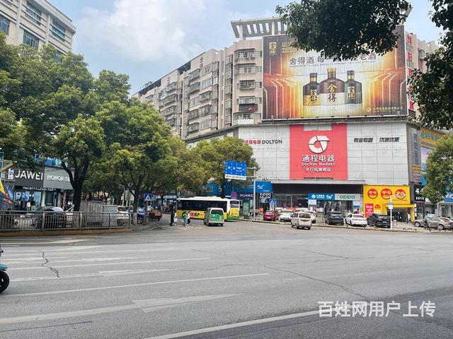 标准大通间的图片