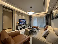 公正路 融创壹号院3房2卫 自住装修 家具家电齐全