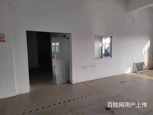 千灯产业园700平急租带隔断办公区的图片