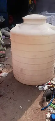 水塔水桶。2吨的