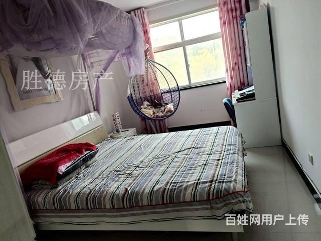 隆泉新村 普通住宅 中等装修的图片