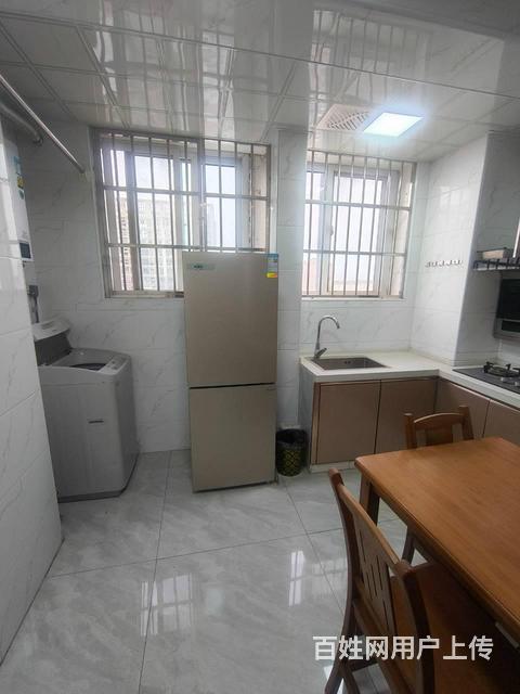 万达广场精装公寓22楼900元 普通住宅 精装修的图片