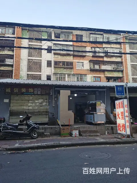 （51旺铺推荐）董家湾商业街30平烧烤店可整转可空转的图片