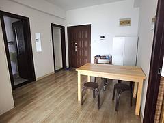房东直租-滨江区铂金时代2居室大阳台6500，地铁1号线2号