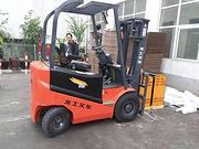 高明大小吊车、叉车出租 服务专业