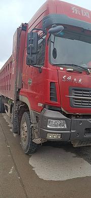 低价出售19年4月8.6米东风天龙自卸车 原版车况