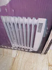 电暖器。