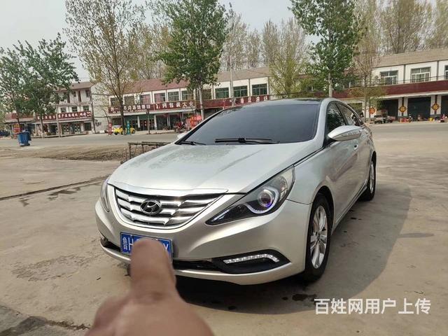现代 索纳塔 2011款 第八代索纳塔 2.0 手的图片