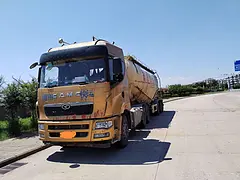 华菱 汉马 粉罐车 国5