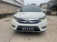 比亚迪S6 2014款 2.4 双离合 尊贵型7座