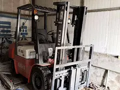 木材厂低价出售一台3.5吨合力叉车