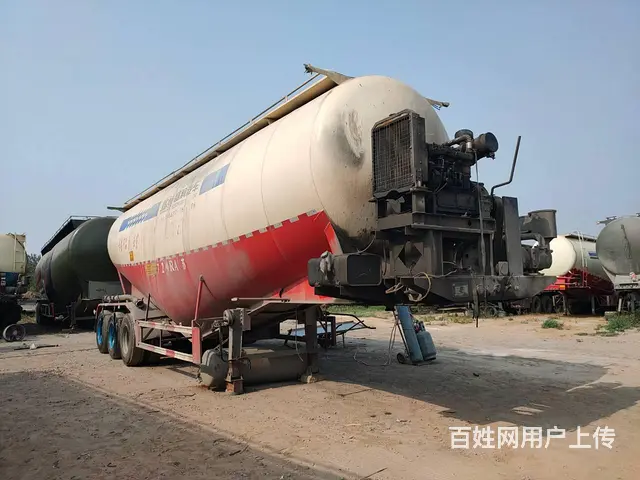 石家庄植物园二手罐车18年50方单仓盛润罐车的图片