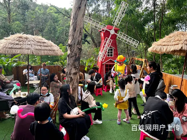 3880（爆铺网）闹市中隐藏的山景庭院宝藏火锅的图片