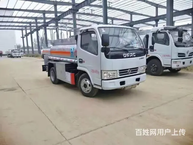 2吨蓝牌油罐车东风多利卡      包上户可分期的图片
