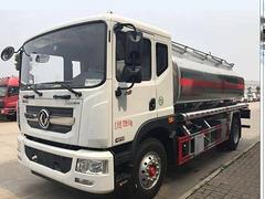 楚胜多利卡油罐车150匹欧系标配品牌有保障
