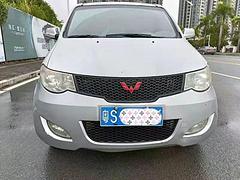 五菱 宏光 2014款 宏光S 1.5 手动 豪华型7-8座